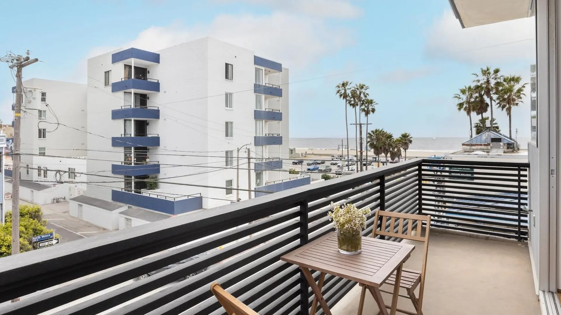 Venice View By Avantstay Walk To Venice Beach Rooftop Ice Bath Luxe Design Los Angeles 0*,  United States